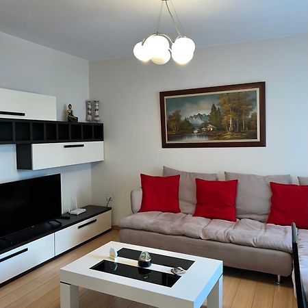 Blloku Family Apartment 地拉那 外观 照片